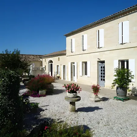 فندق مبيت وإفطار D'hotes La Roseraie 3*