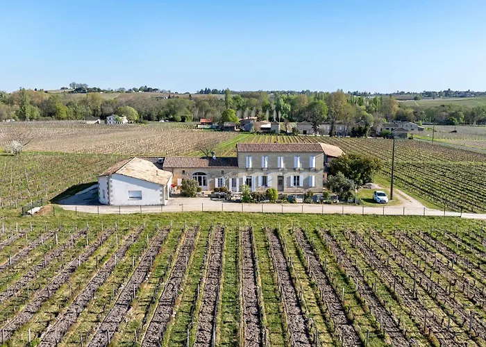 D'hotes La Roseraie Bed & Breakfast